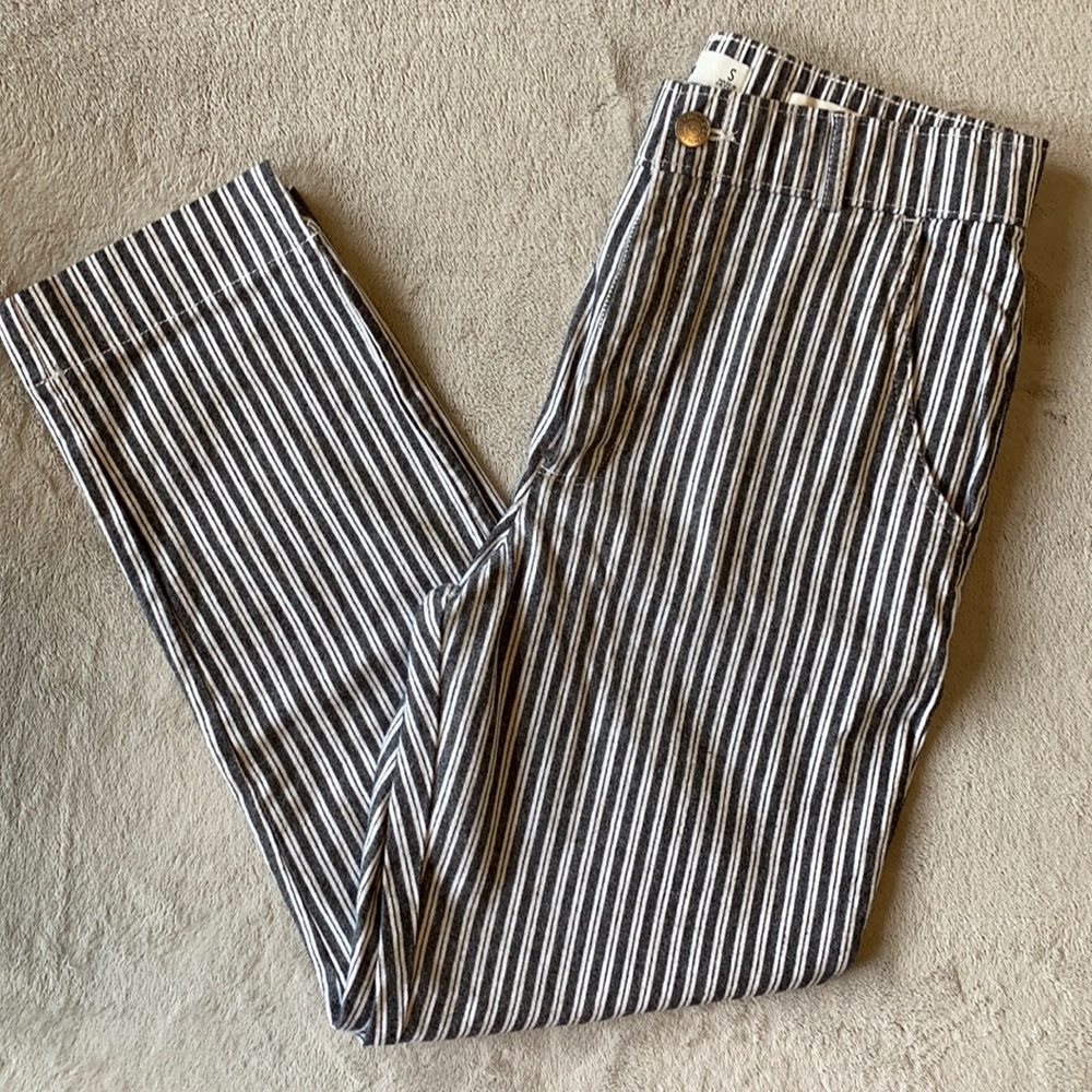 Hollister gray/white striped pants
